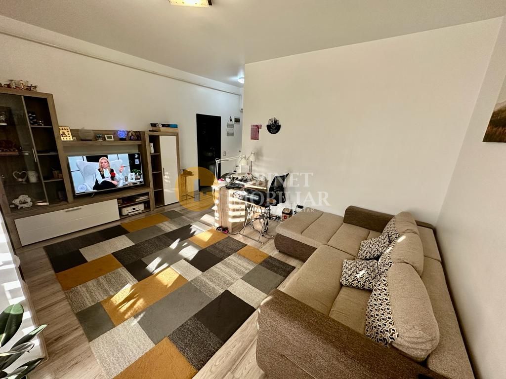 Etaj 1 Apartament Semidecomandat Bloc 2020-Nicolina - Poză 1