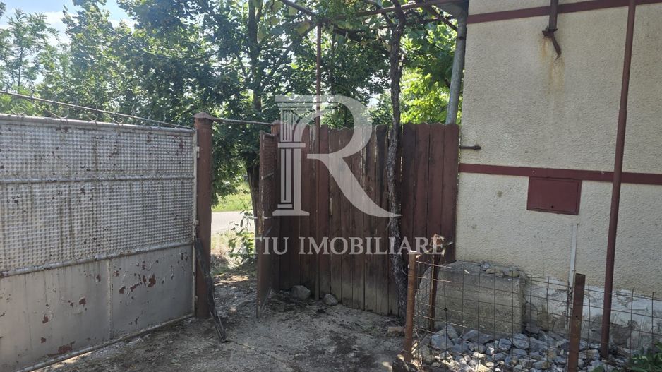 Casa de vânzare cu teren generos | Sumugiu | Bihor - Poză 3