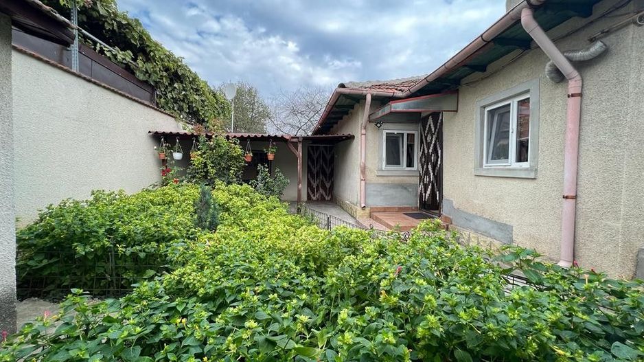 Dacia - Casa  4 camere, mobilată și utilată - Poză 16