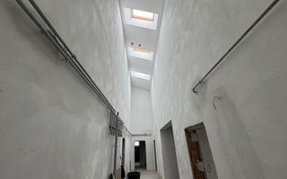 Apartament cu 4 camere pe 2 nivele. 108 mp utili. 2 locuri de parcare - Poză 9