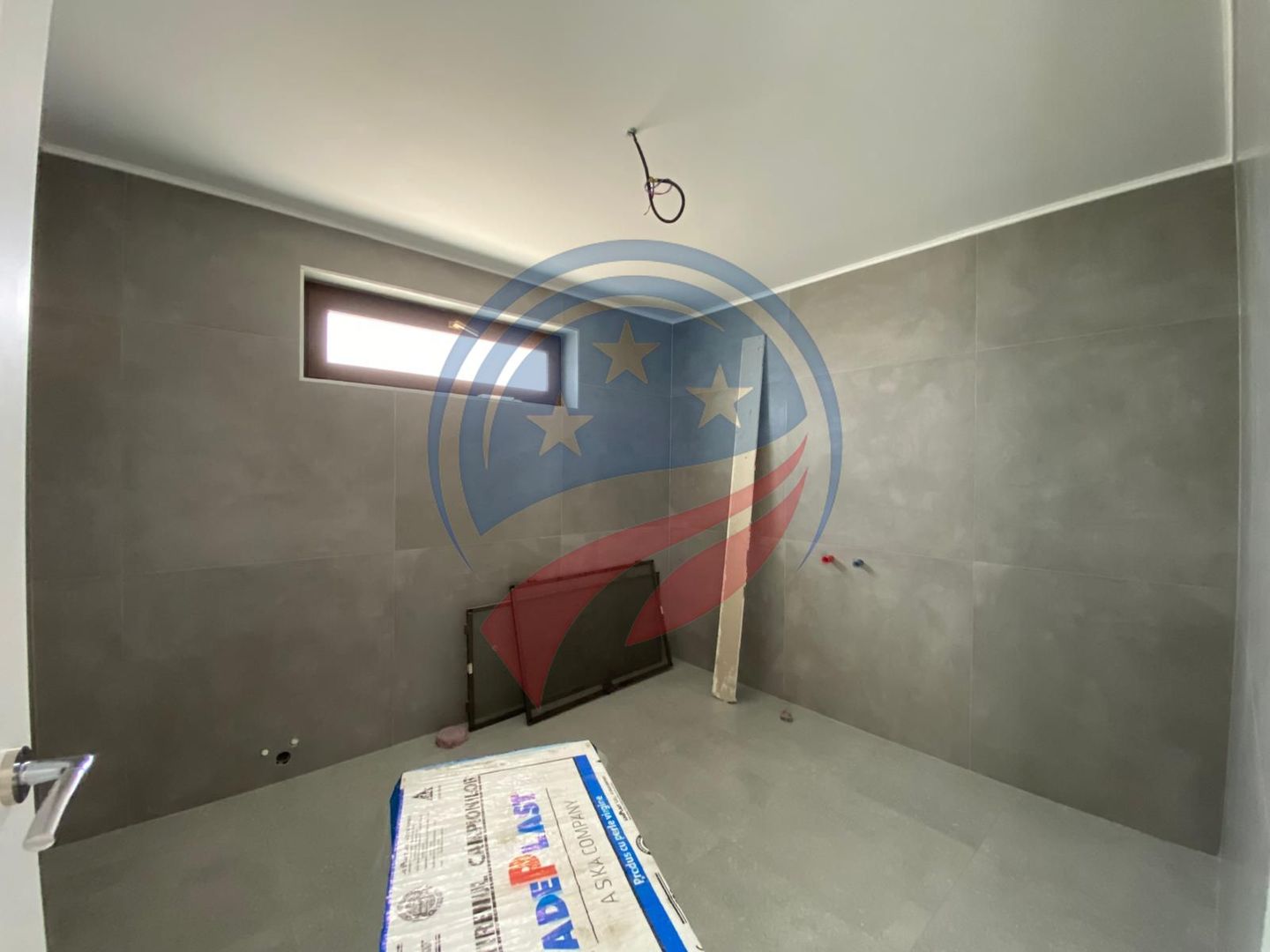 CASA SPATIOASA 4 DORMITOARE 100 M UTILI ZONA CAPSUNARIE DAMILA - Poză 11