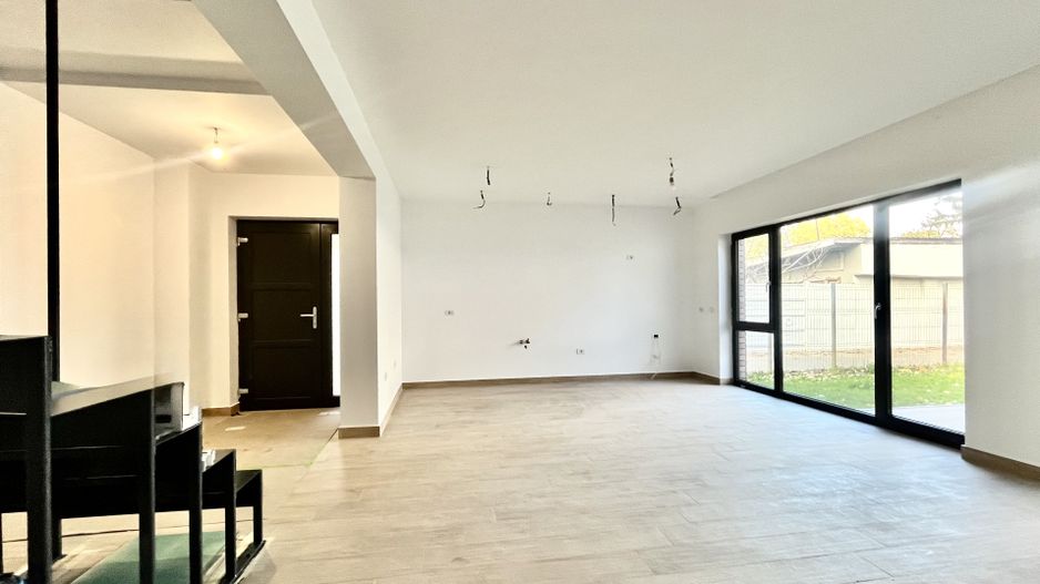 Casa individuala - 149 mp util - terasa rooftop cu jacuzzi de 32 mp - Poză 5