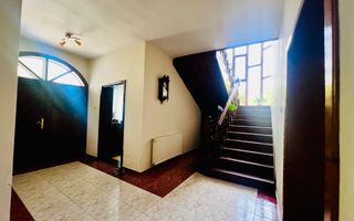 Casa individuala 6 camere  spatioase - zona Mehala - Poză 4