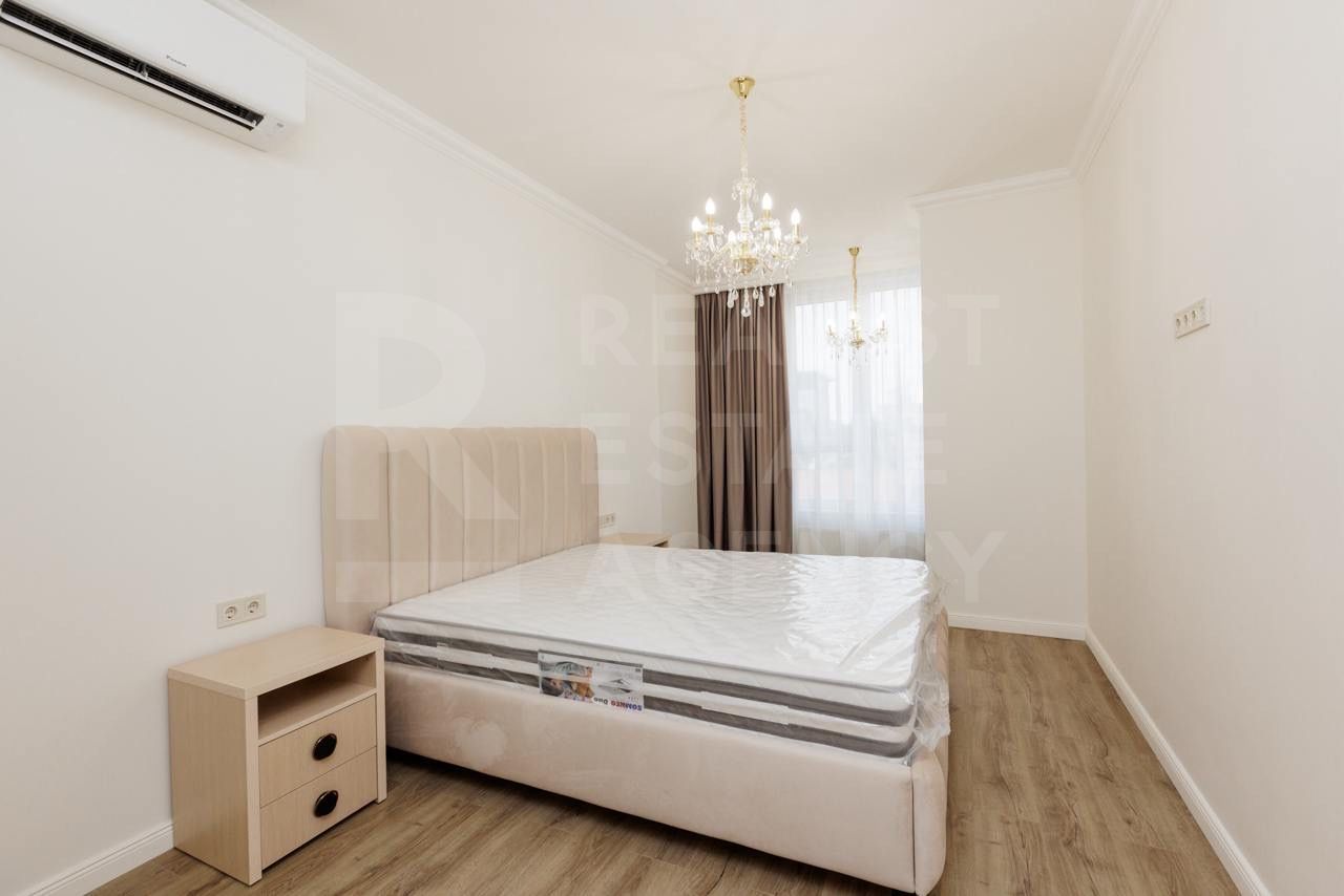 Chirie, apartament, 3 camere, str. Petru Movilă, Centru - Poză 10