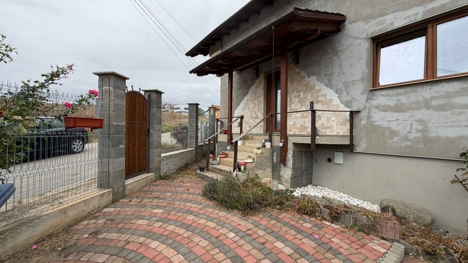 Casă de vânzare în Șura Mare, teren 334 mp - Poză 13