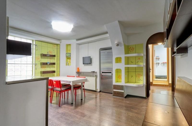 Apartament 5 camere,  Etaj integral vilă monument arhitectural - Poză 20