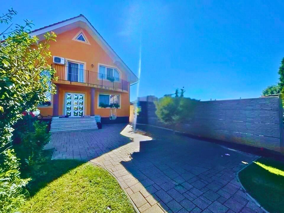 Vila Nojorid 177 mp utili, 180.000 € - Poză 1