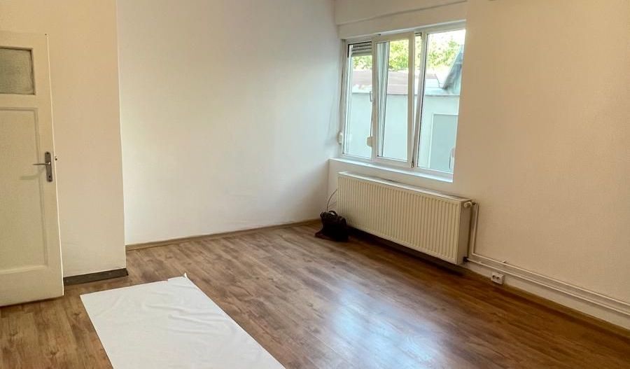 APARTAMENT RENOVAT PARCARE  ZONA UNIRII - Poză 2