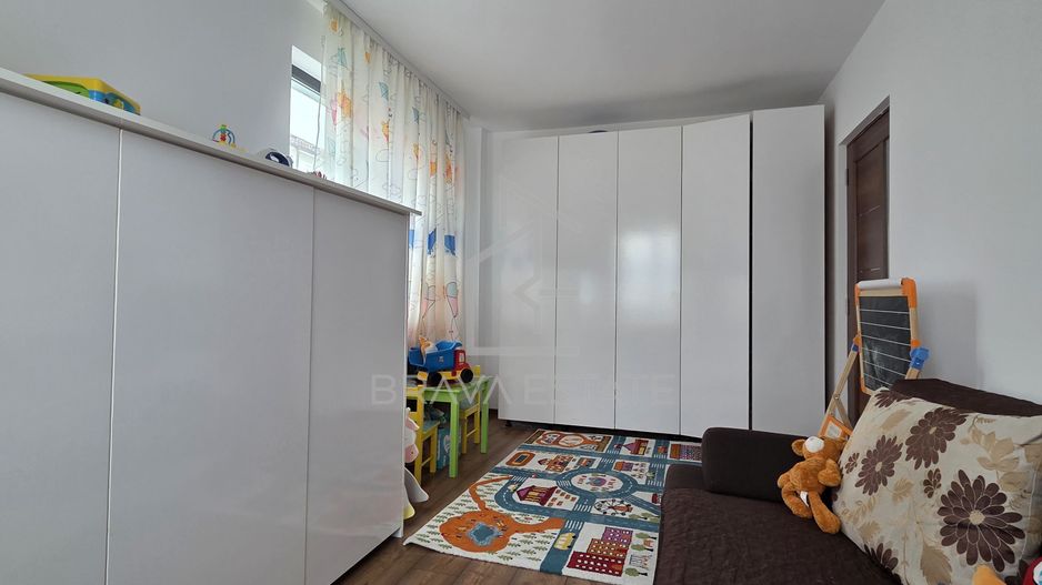 Apartament 3 camere, 61mp, 2 balcoane, parcare, strada Stejarului - Poză 3