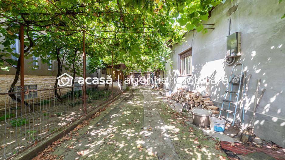 Casă cu teren generos în Aradul Nou - Poză 5