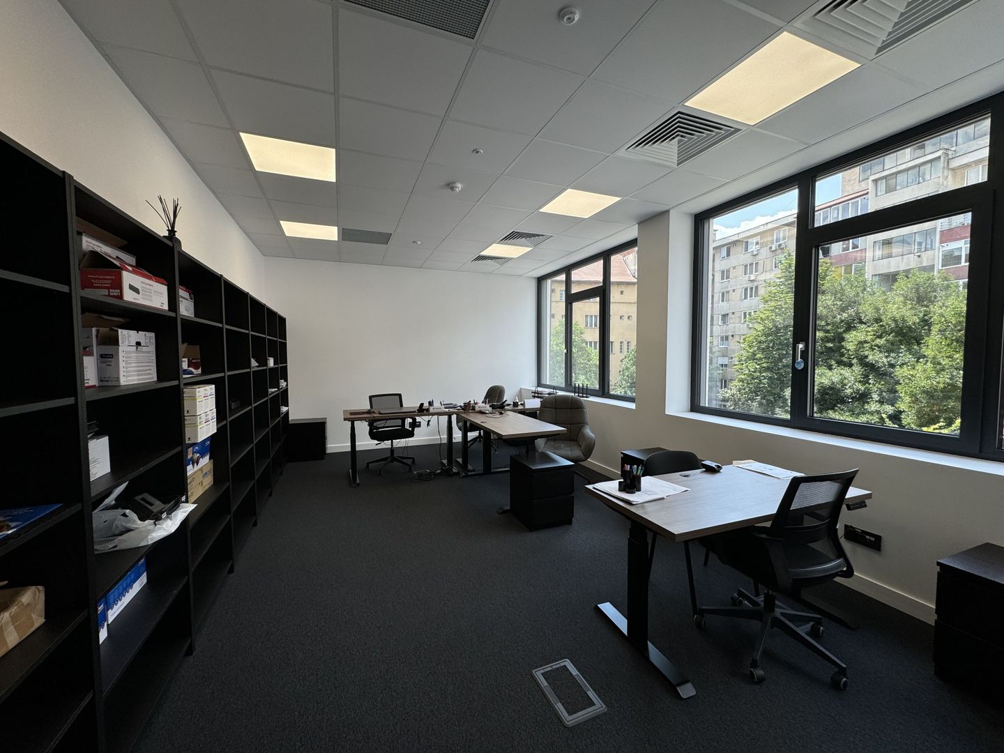 Imobil Premium de Închiriat: Eficiență și Tehnologie de Vârf - Poză 9