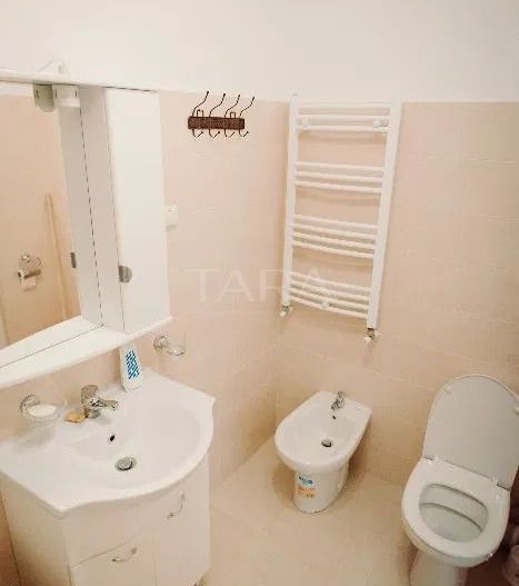 Apartament modern cu 2 camere în zona Clujana. - Poză 7