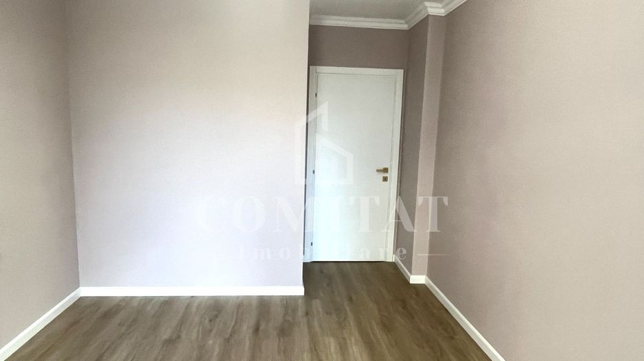 Apartament 3 camere | Parcare | Etaj 1 | Eroilor - Floresti - Poză 9
