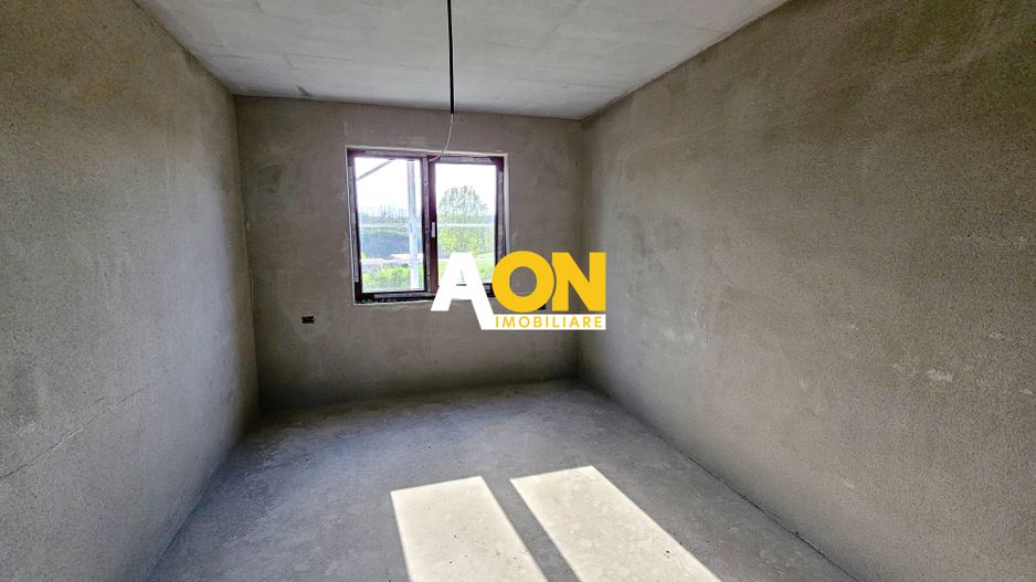 Casa la gri ( semifinisata ), 4 camere, 668 mp teren, com. Ciugud - Poză 11