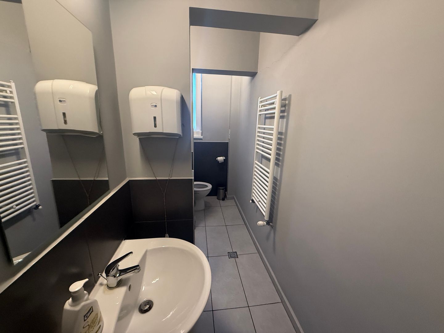Spatiu comercial/ de inchiriat /Intre Lacuri - Poză 5
