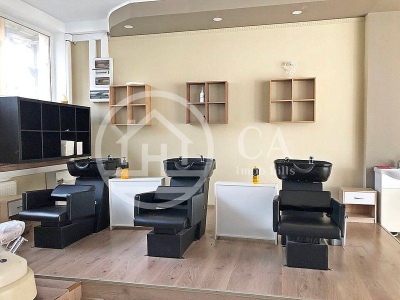 Spatiu comercial de inchiriat cu 7 camere in zona Iosia Nord, Oradea - Poză 8