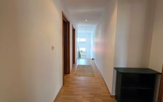 VILĂ SPAȚIOASĂ ÎN TĂTĂRAȘI | 450 MP | CURTE 400 MP - Poză 4