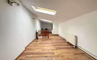Casă cu o curte proprie intima din Zona Ștefan cel Mare - Obor - Poză 12