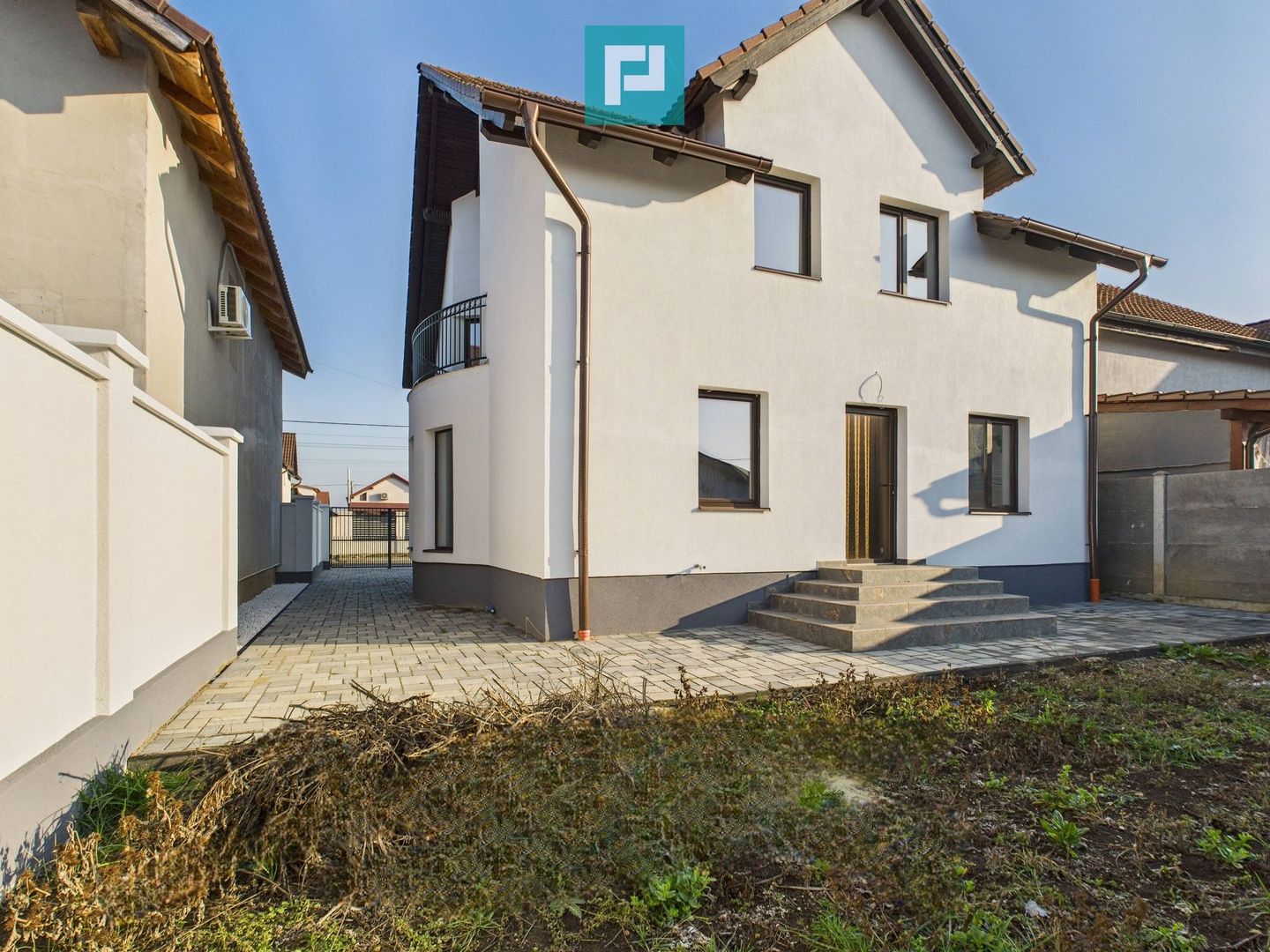 Casa cu 5 camere in Livada - Poză 8