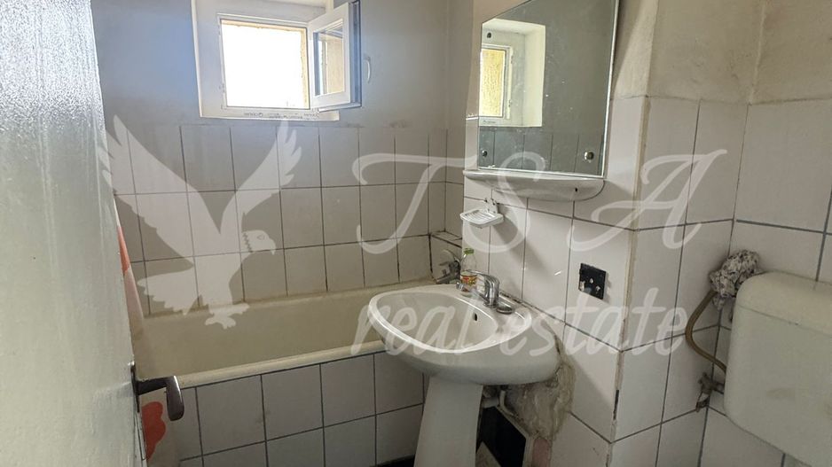Apartament 3 camere, decomandat, zona Rahova - Poză 16