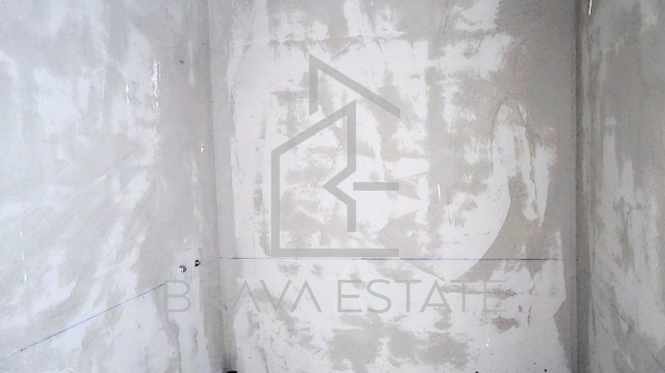 Apartament tip studio 45mp ,balcon, semifinisat,  West Tower ,zona Manastur - Poză 5