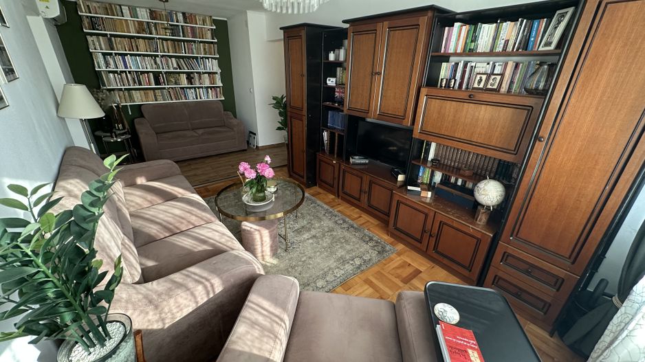 Apartment 3 camere mobilat - Poză 3