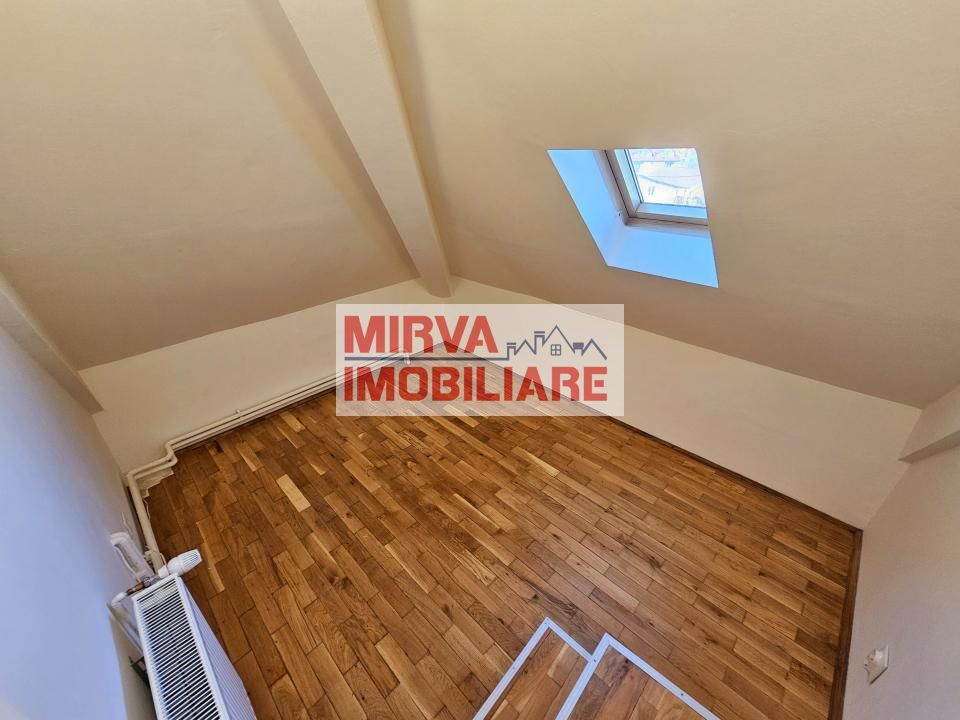 🏢 Spațiu de birouri – 5 camere, 3 băi – Mansardă vilă, Central - Poză 34