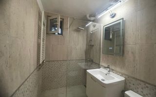 Apartament de vanzare cu 3 camere, balcon, etaj 1 -Zona Calea Dumbravii - Poză 14