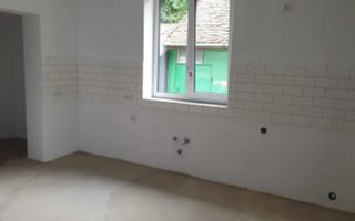 Casa 2 camere | La cheie | Renovat | 80 MP | Cisnadie - Poză 2