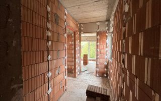 Imobil 7 camere zona Hasdeu -SemiCentral | Curte proprie si acces auto - Poză 10