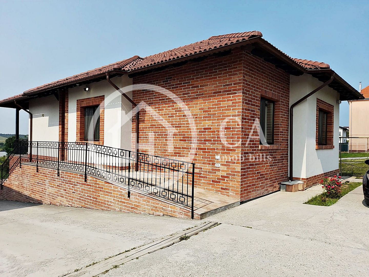 Casă de vânzare cu 5 camere în zona de Dealuri, Oradea - Poză 16