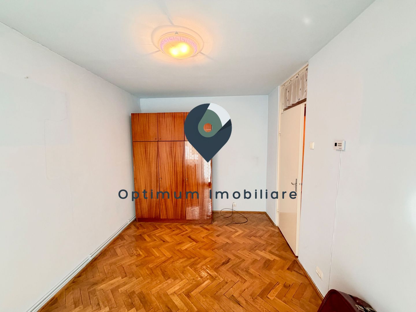 Apartament cu 3 camere, 2 bai, 73 mp in Manastur, zona Big ! - Poză 3