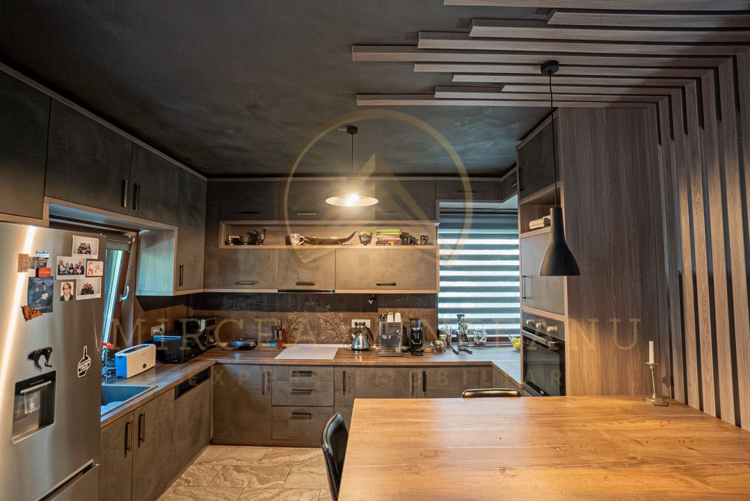 Casa P+1E de vanzare in Mamaia - Tabara Navodari - Poză 7