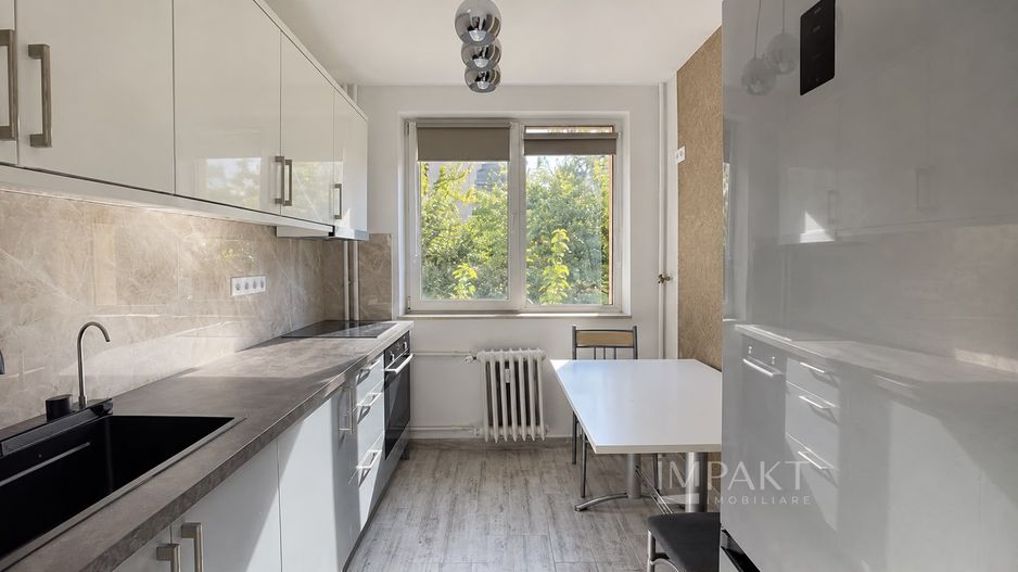 Apartament cu 3 camere de închiriat, 60 mp, balcon – proaspăt renovat - Poză 2