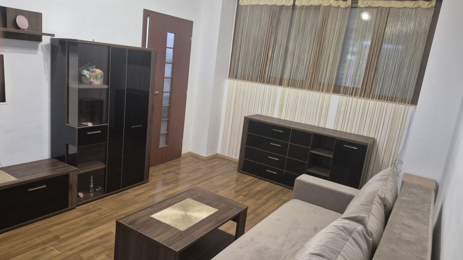 De inchiriat apartament cu 2 camere si loc de parcare, Cartierul Latin - Poză 3