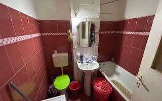 Apartament 3 camere decomadat, zona Dambovita - Poză 11