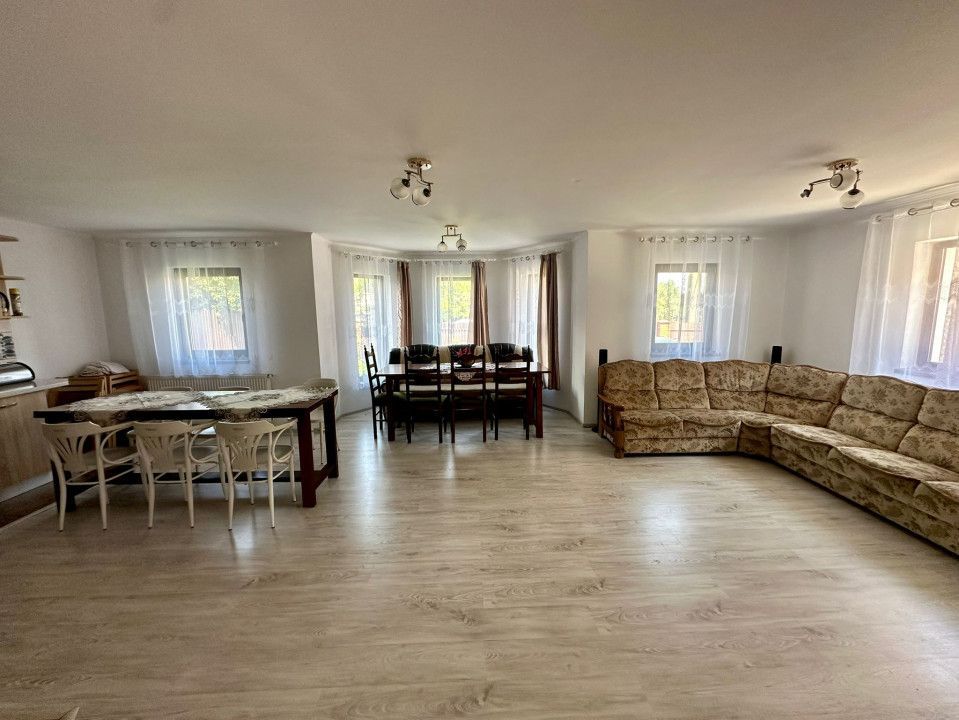 Pensiune de vânzare în Bobu, Scoarța - sau schimb cu apartament Timisoara  - Poză 5