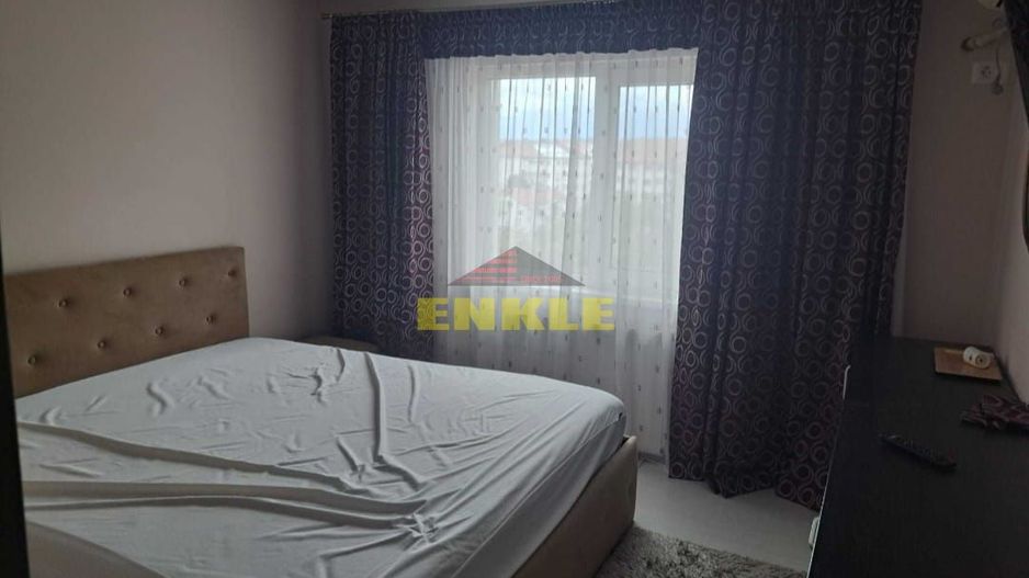 De închiriat apartament cu 2 camere decomandat, Str. Ion Pillat. - Poză 4