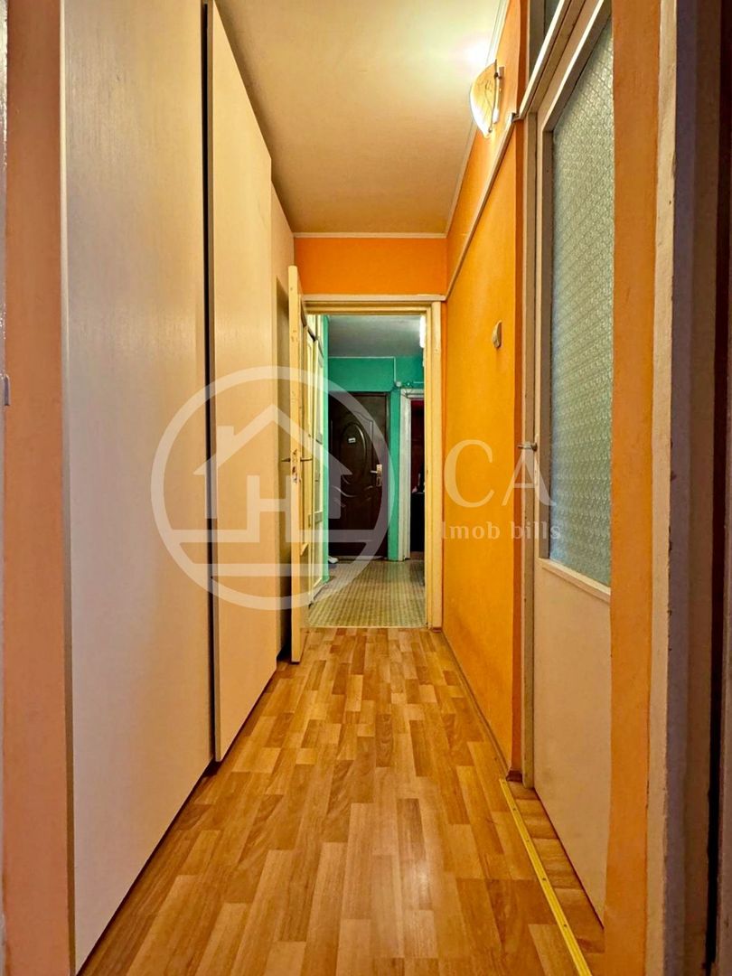 Apartament cu  3 camere de vânzare în zona  Iosia,  Oradea - Poză 3