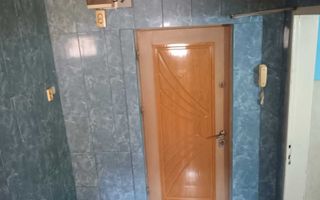 Vânzare apartament cu 4 camere - Poză 3