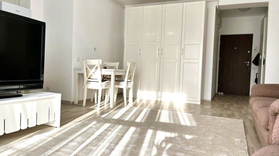 🏡 Închiriez Apartament cu 2 camere, parcare inclusă, Evocasa Optima - Poză 2