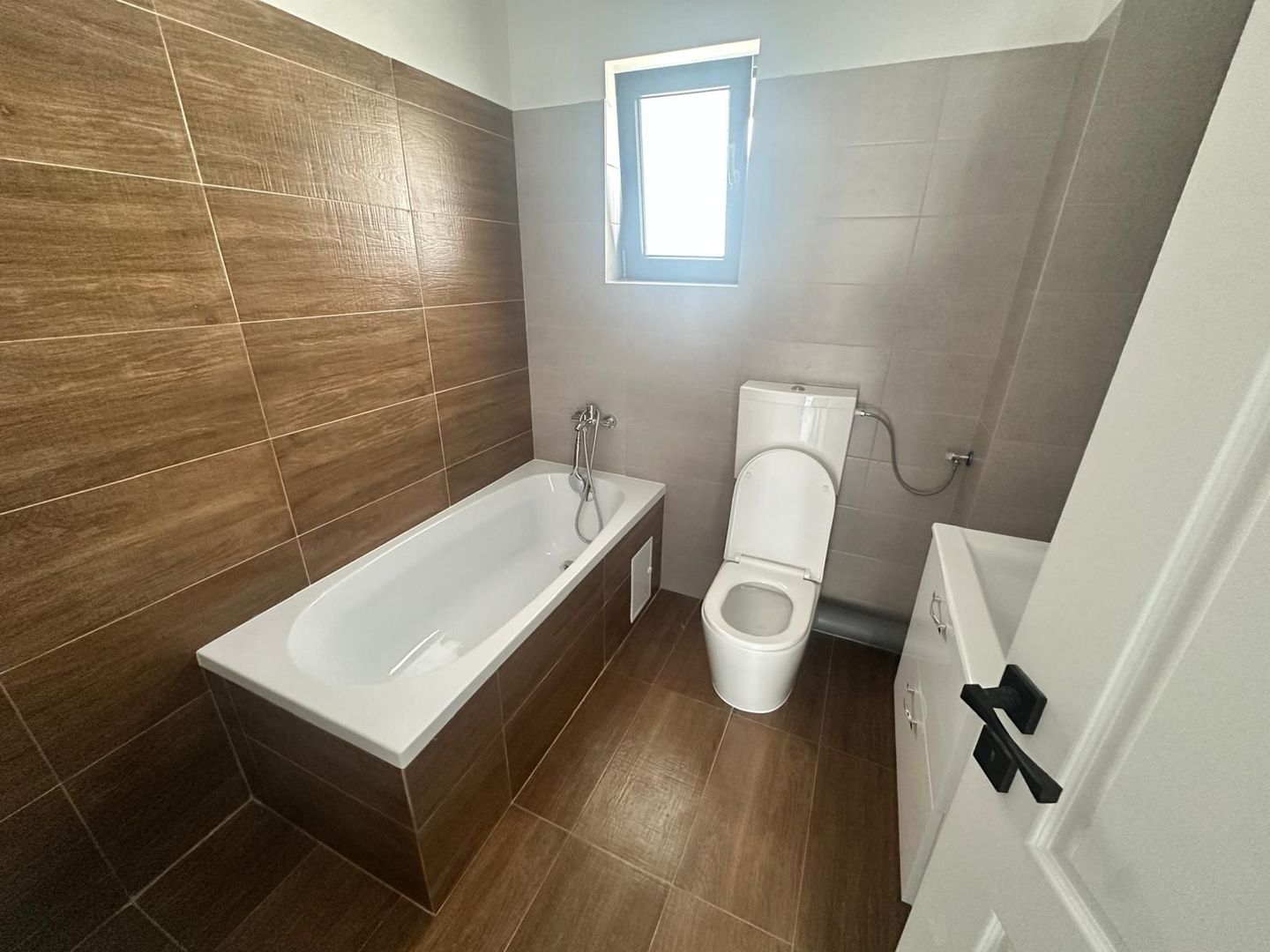 CASA TIP DUPLEX BRAGADIRU, TOATE UTILITATILE, CURTE 165 MP, COMIS 0% - Poză 5