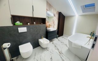 Super locație, super apartament 4 camere Ultracentral - Poză 15