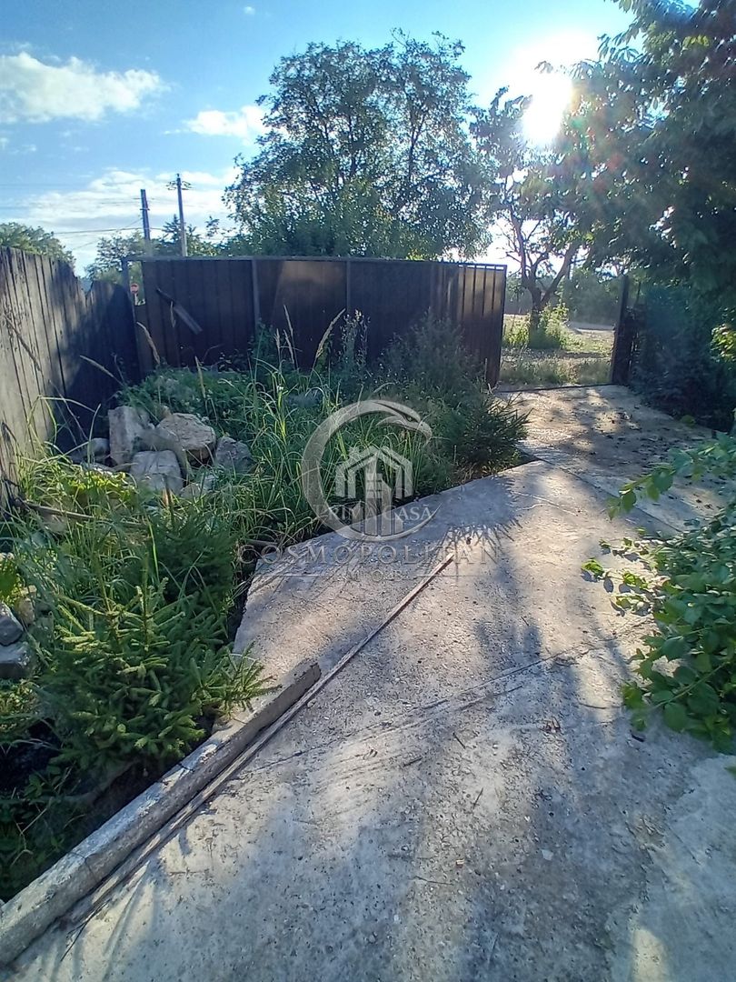 Oportunitate de investitie! Casa in Dealu Viei – Merei/BZ ~ teren 700mp ~ d=40m - Poză 2