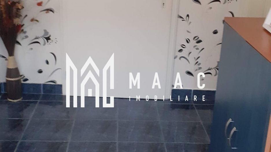 Casă Terezian I Garaj și vecinătate liniștită  I Terezian - Poză 11