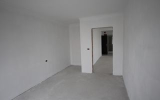 Apartamet 3 camere in Ghiroda - Poză 10