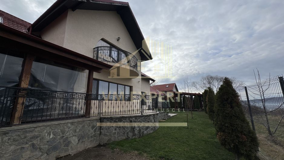 VILA 5 CAMERE 246 MP TEREN 817 MP CÂMPULUNG, 0 COMISION CUMPARATOR - Poză 37