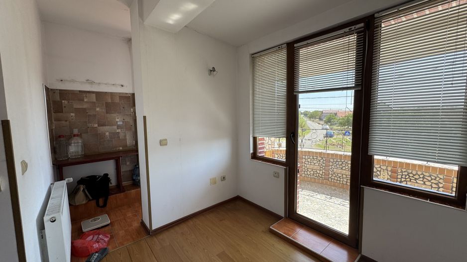 Casa Individuala Becicherecu Mic,P+E,8 Camere,6 Bai,Multiple Anexe - Poză 17