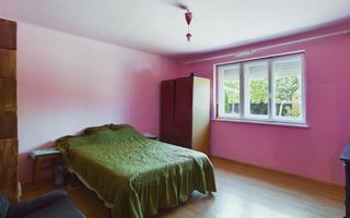 CASĂ ÎN HORIA - Poză 1