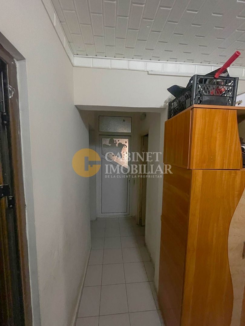 Apartament 4 camere decomandat - Poză 7